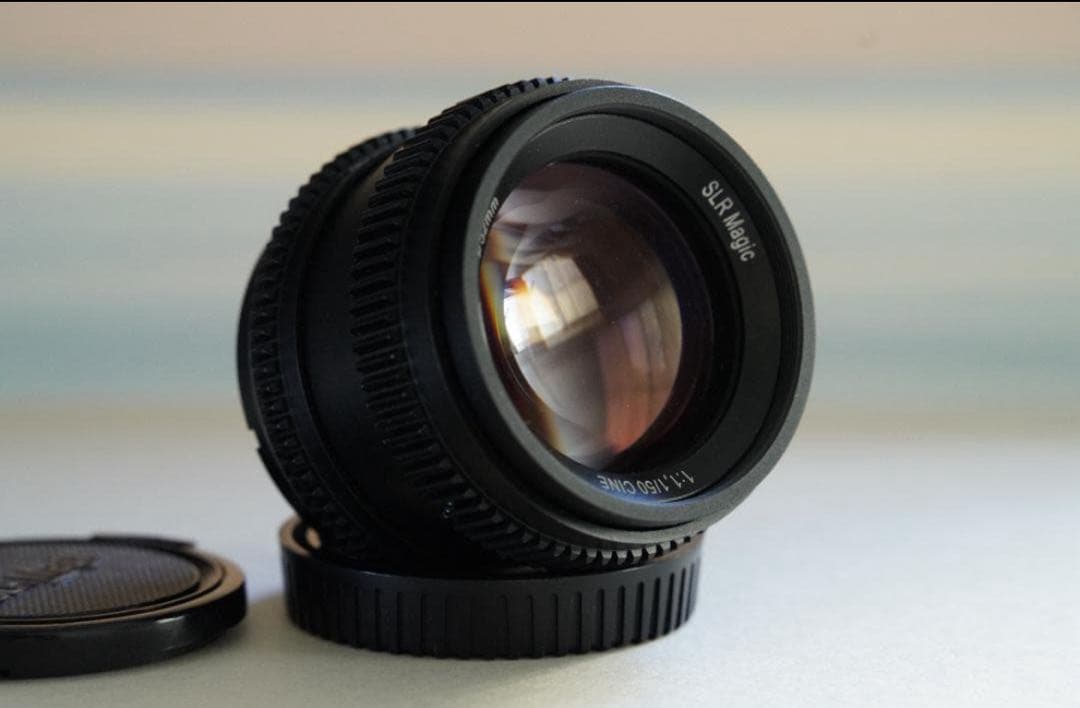 SLR Magic 50mm f/1.1 レンズ
