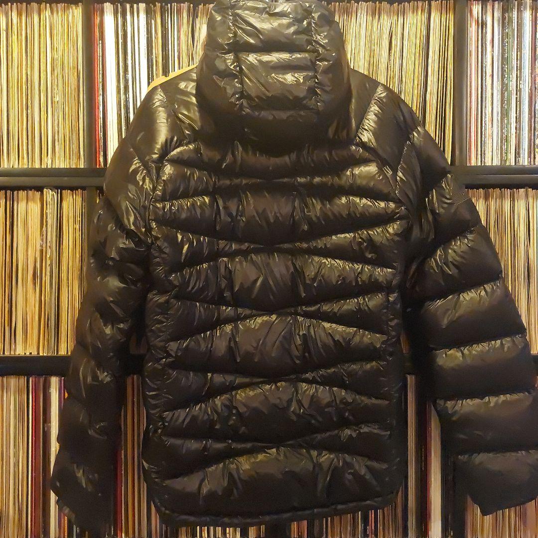 OUTDOOR RESEARCH ブラックダウンジャケット M