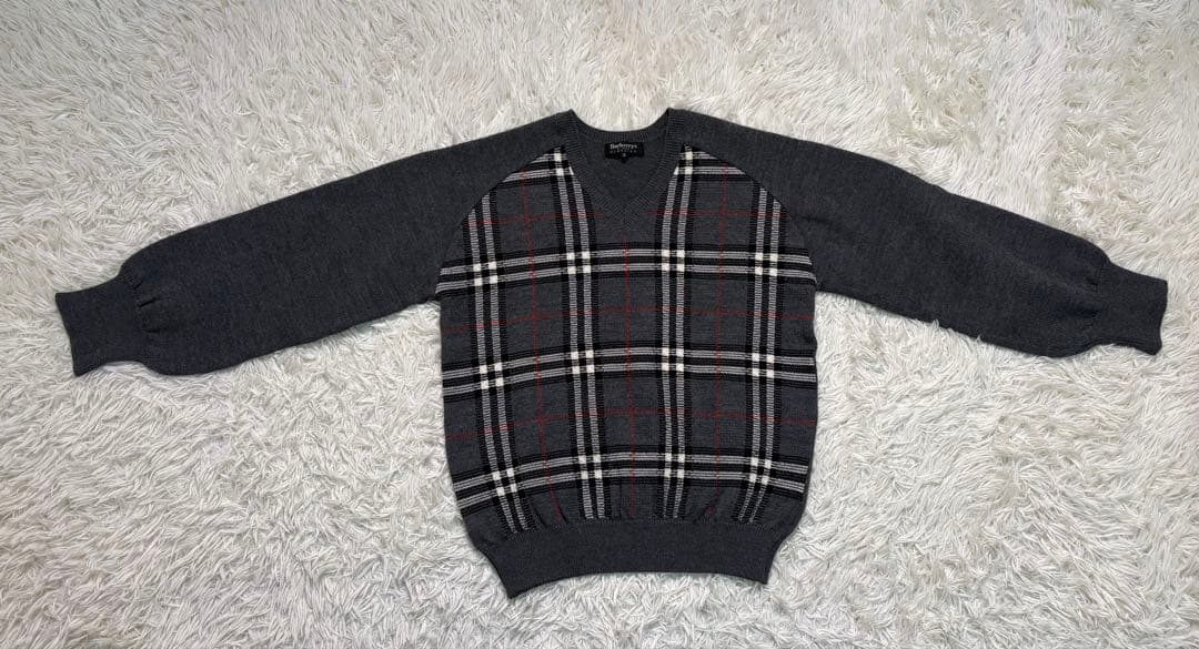 Burberrys ノバチェック Vネックニット グレー サイズ3