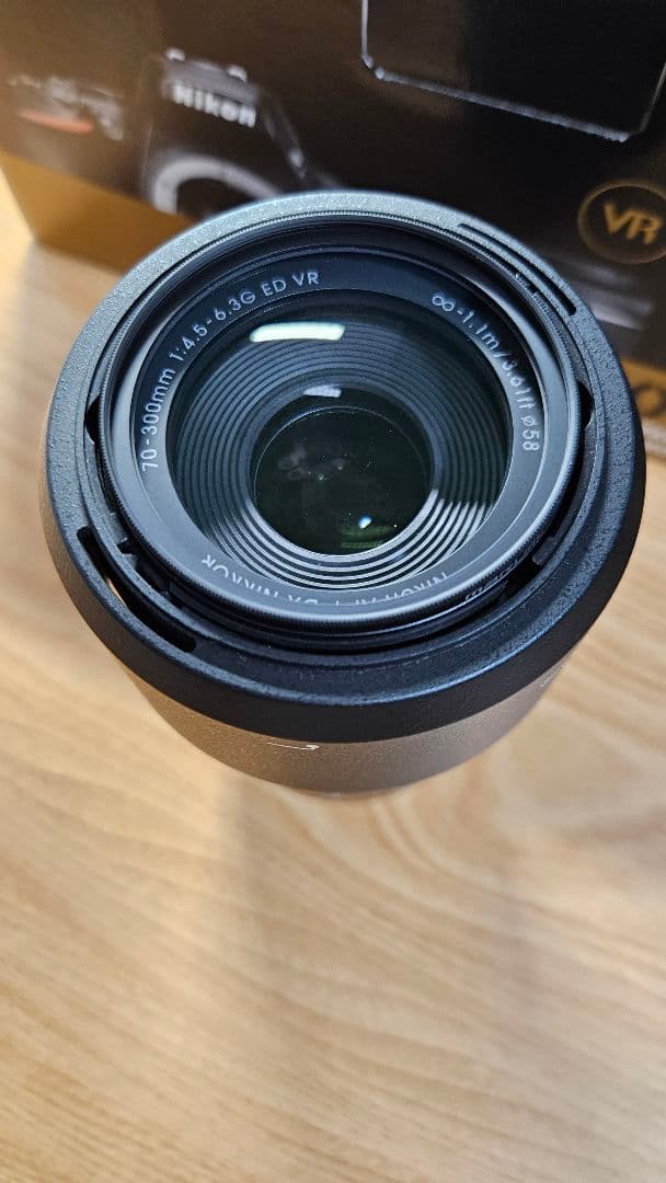 Nikon D5600 ダブルズームキット+単焦点レンズ1本 おまけ付き