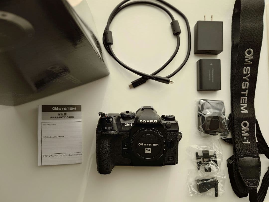 【美品・ショット数8798】OM SYSTEM OM-1 ボディ