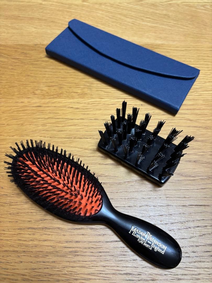 Mason Pearson ポケットブリッスルダーク・ルビー クリーニングブラシ