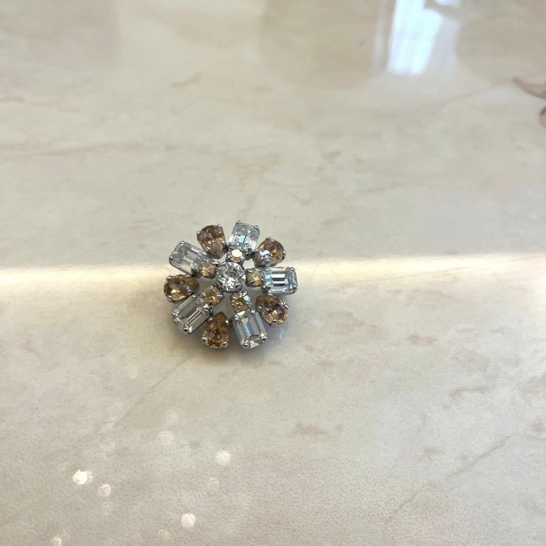 売約済　フォクシー　ブローチ