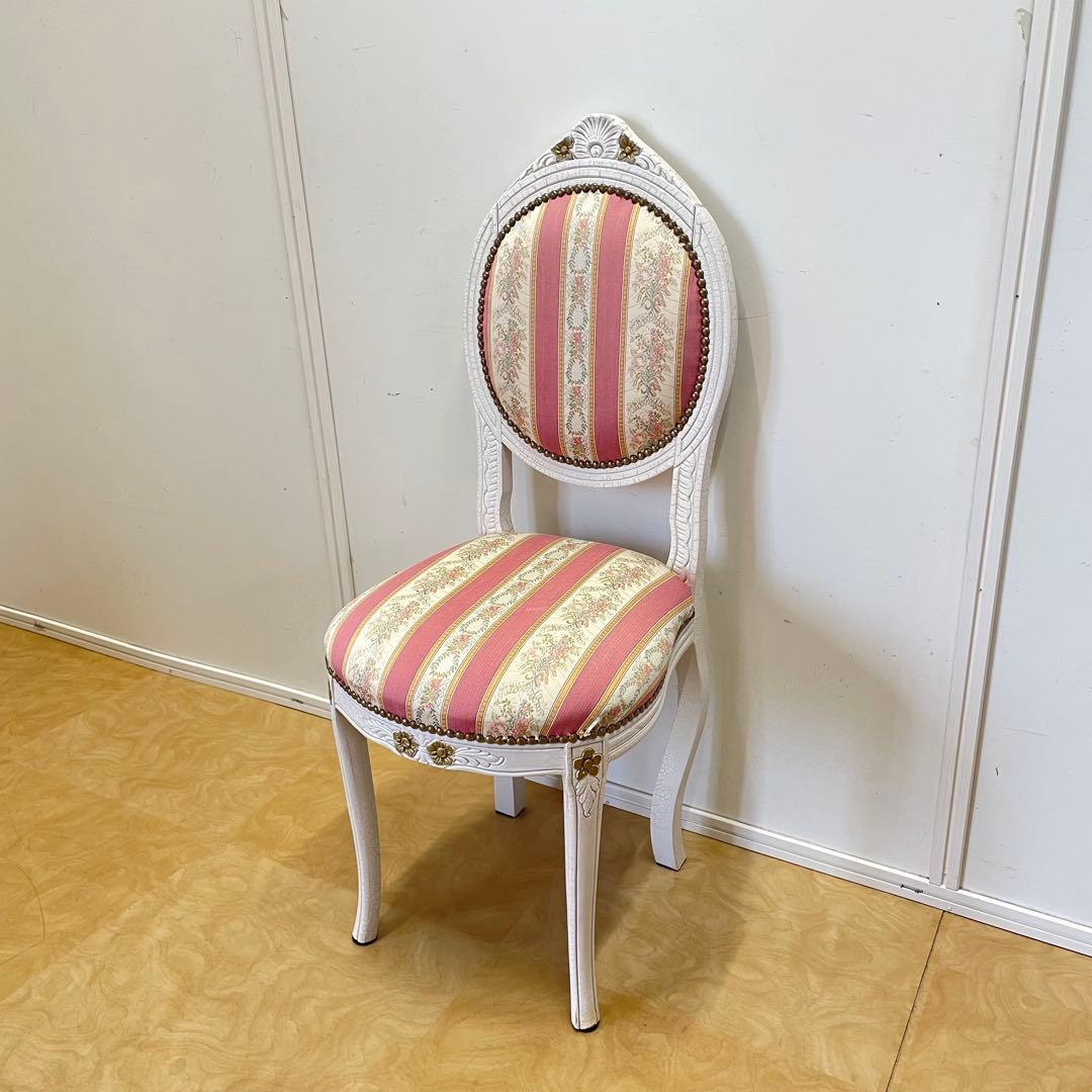 アンティーク調 チェア ロココ調 彫刻 鋲 白家具 椅子 イス 姫系 イタリア
