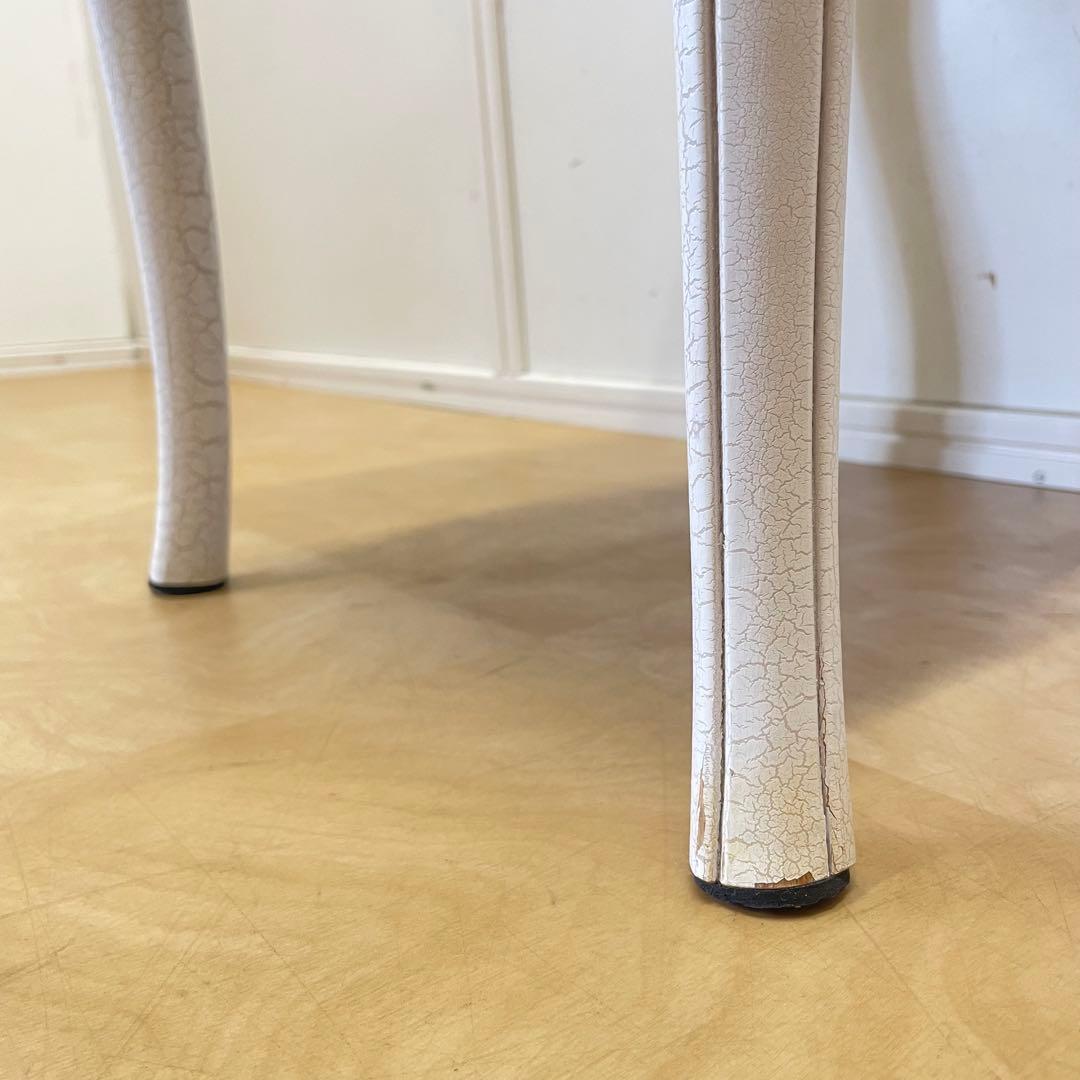 アンティーク調 チェア ロココ調 彫刻 鋲 白家具 椅子 イス 姫系 イタリア