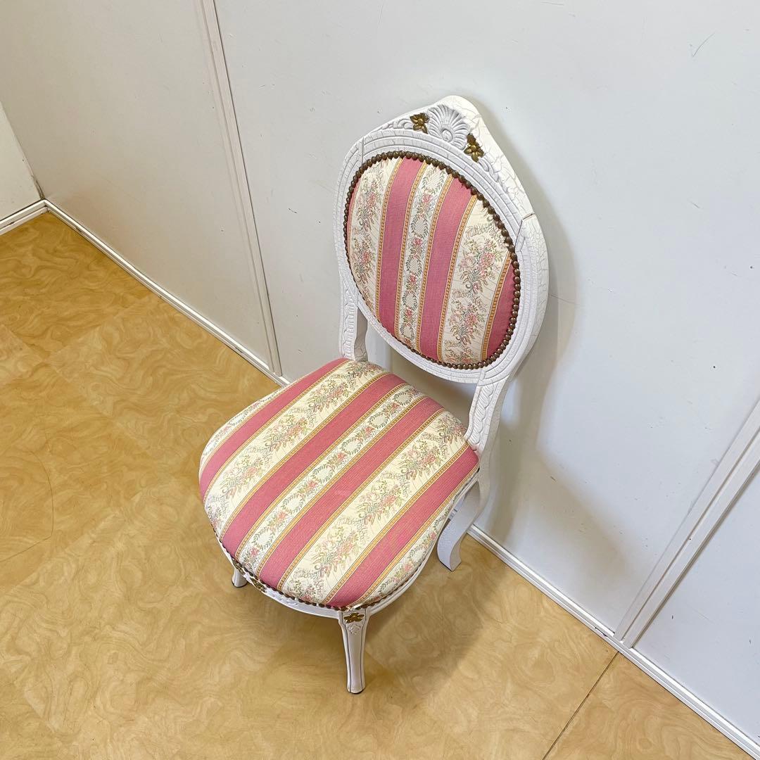 アンティーク調 チェア ロココ調 彫刻 鋲 白家具 椅子 イス 姫系 イタリア