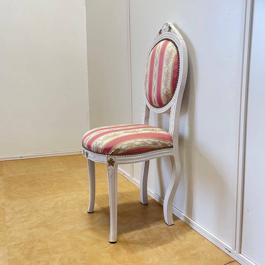 アンティーク調 チェア ロココ調 彫刻 鋲 白家具 椅子 イス 姫系 イタリア