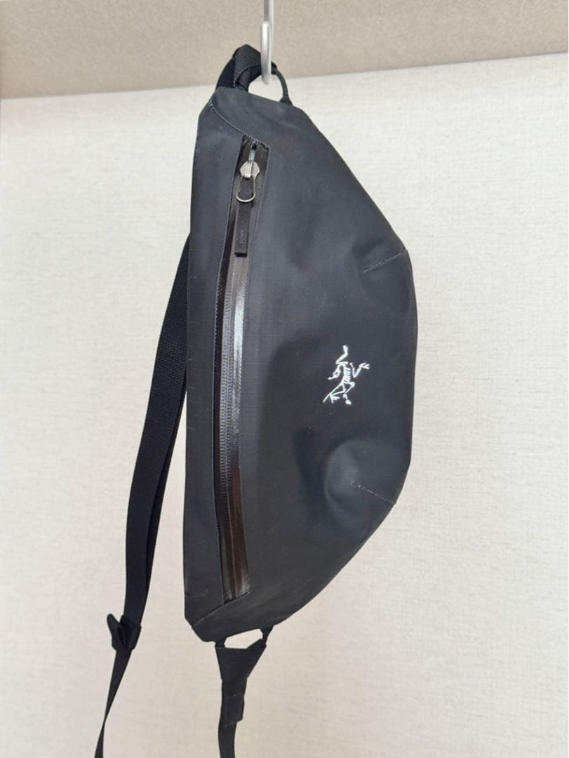 ARC'TERYX グランヴィル クロスボディ バッグ