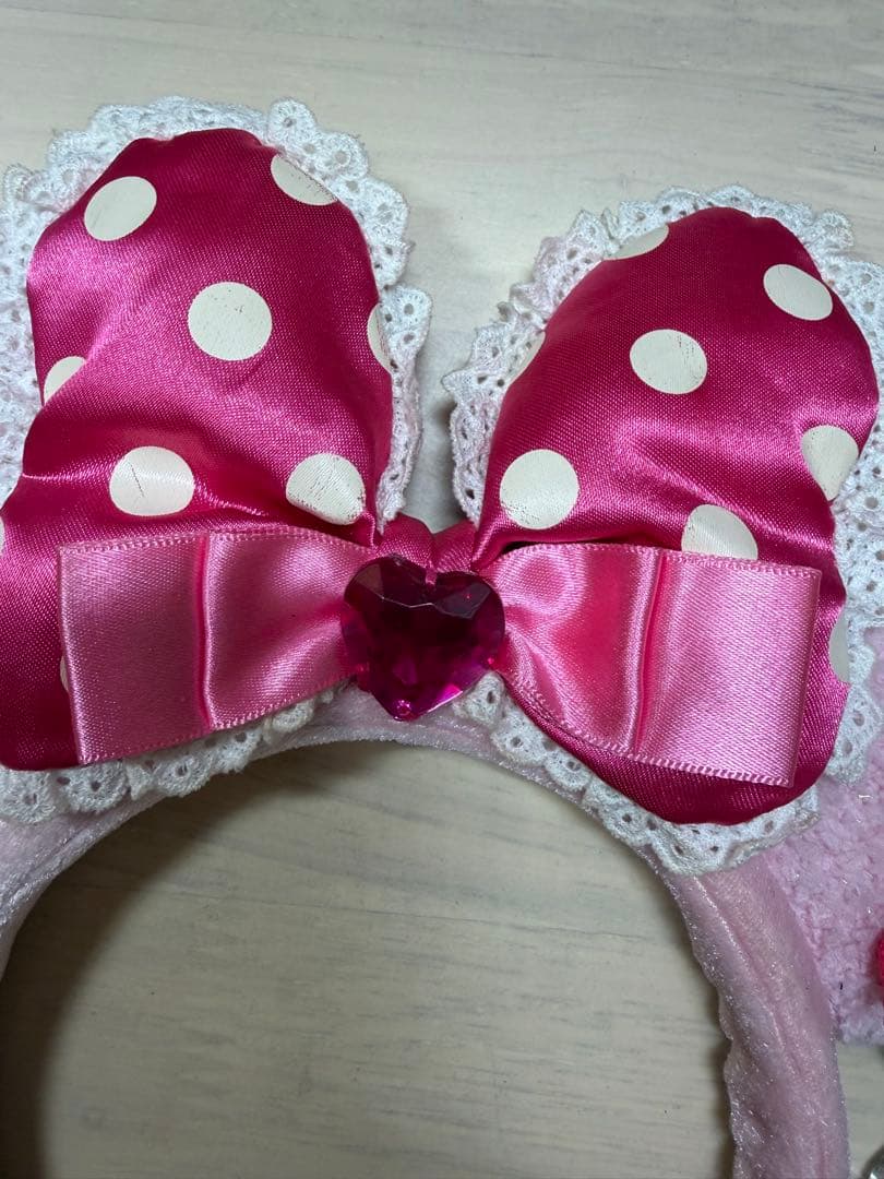 東京ディズニーリゾートピンクイヤリングカチューシャ