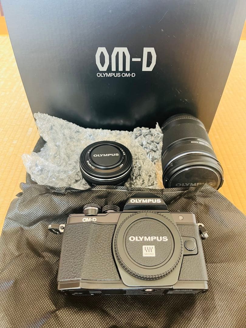 新品未使用オリンパス OM-D E-M10Ⅱ キット