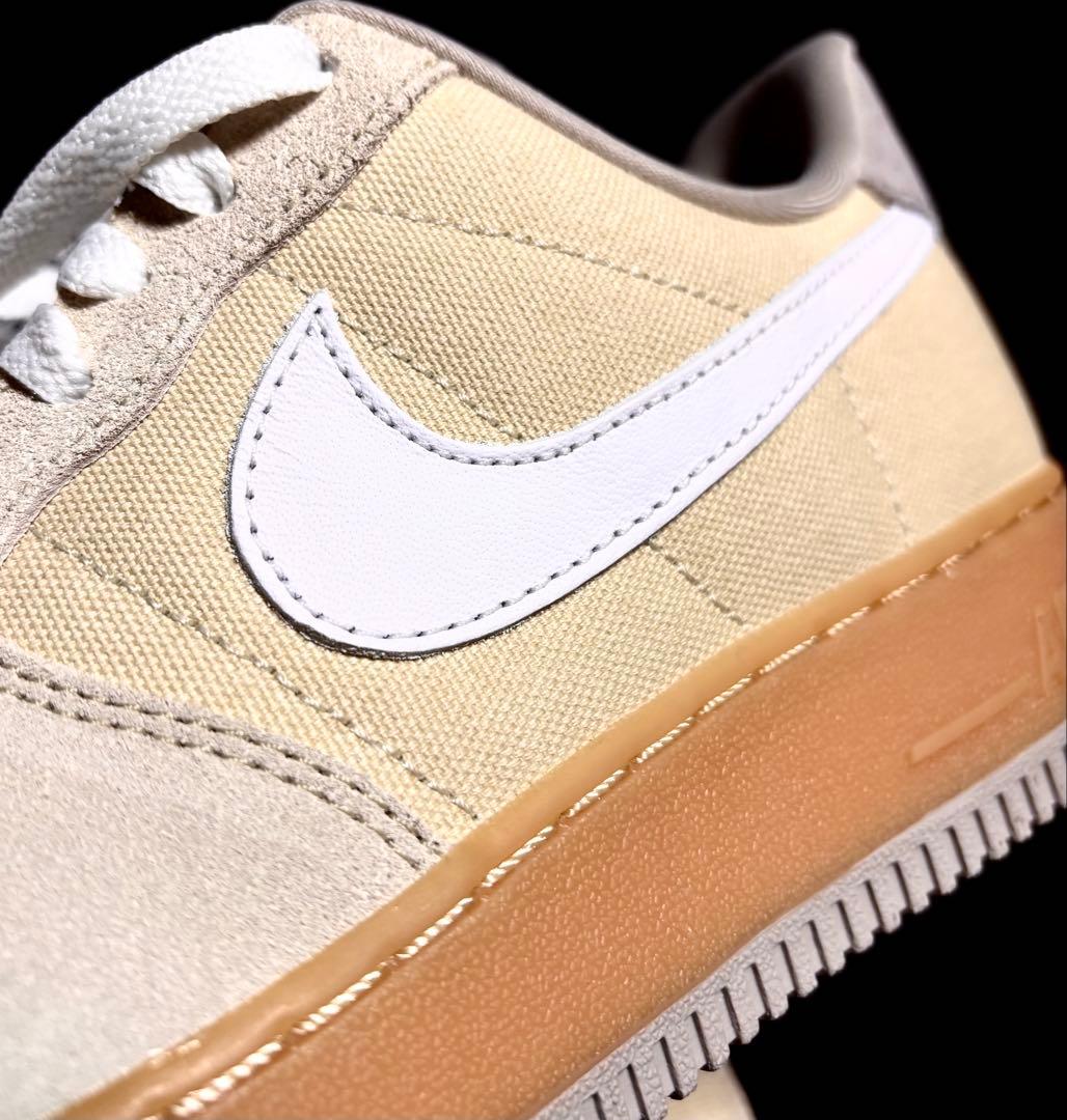 ■新品26.5cm■ナイキ エア フォース 1 07 ライトカーキ/ガムイエロー