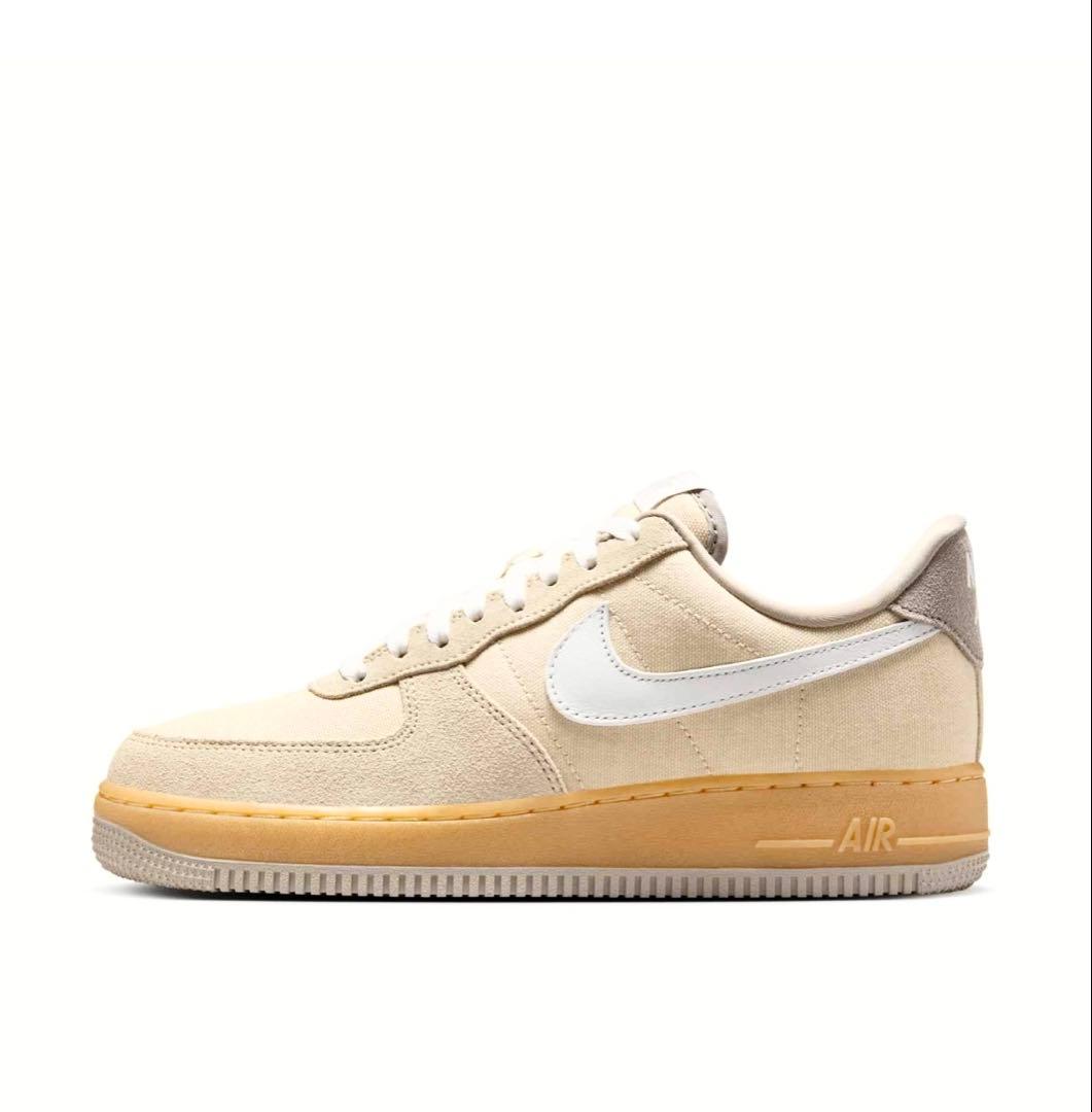 ■新品26.5cm■ナイキ エア フォース 1 07 ライトカーキ/ガムイエロー