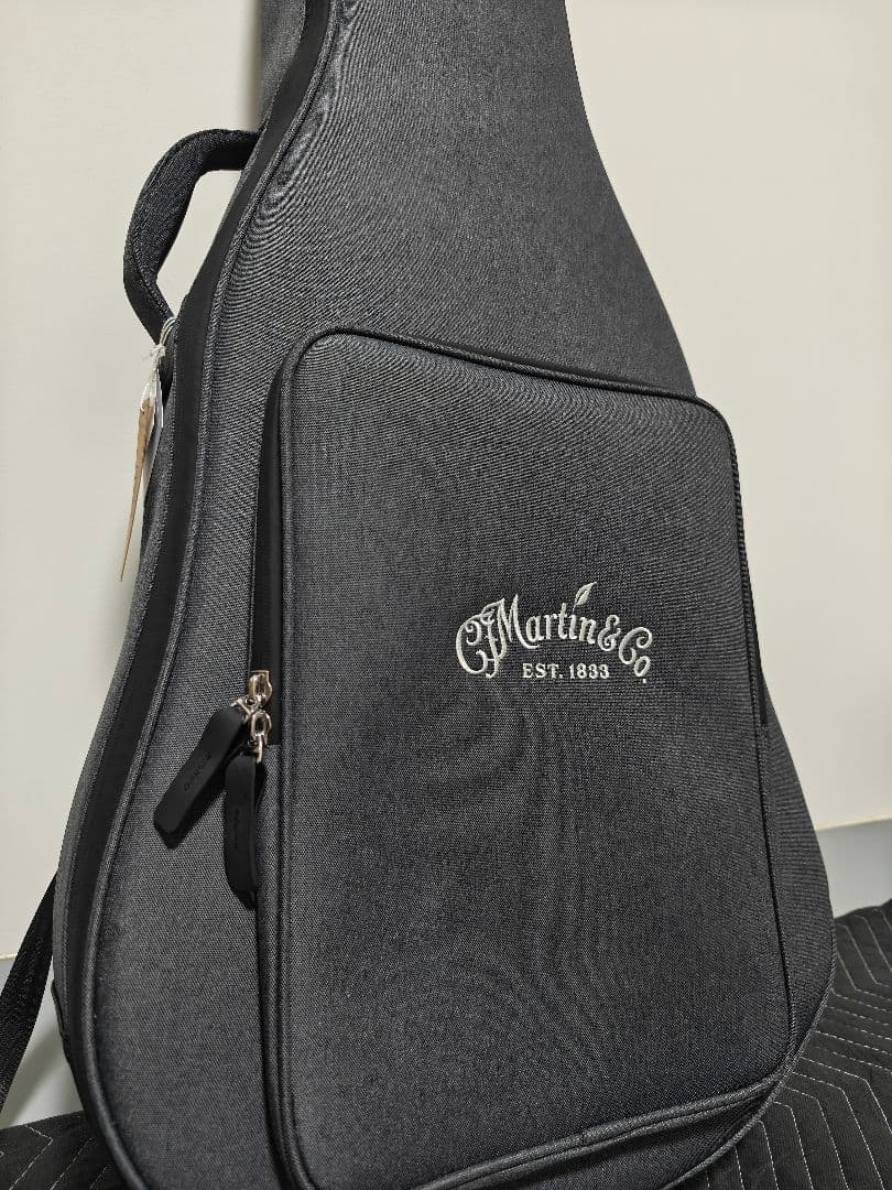 Martin GPC-11E 新品未使用品！