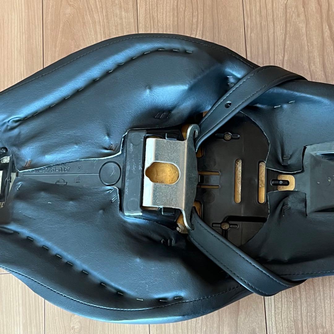 【美品】ハーレーXL883/1200純正バッドランダーシート（07〜09）車検可