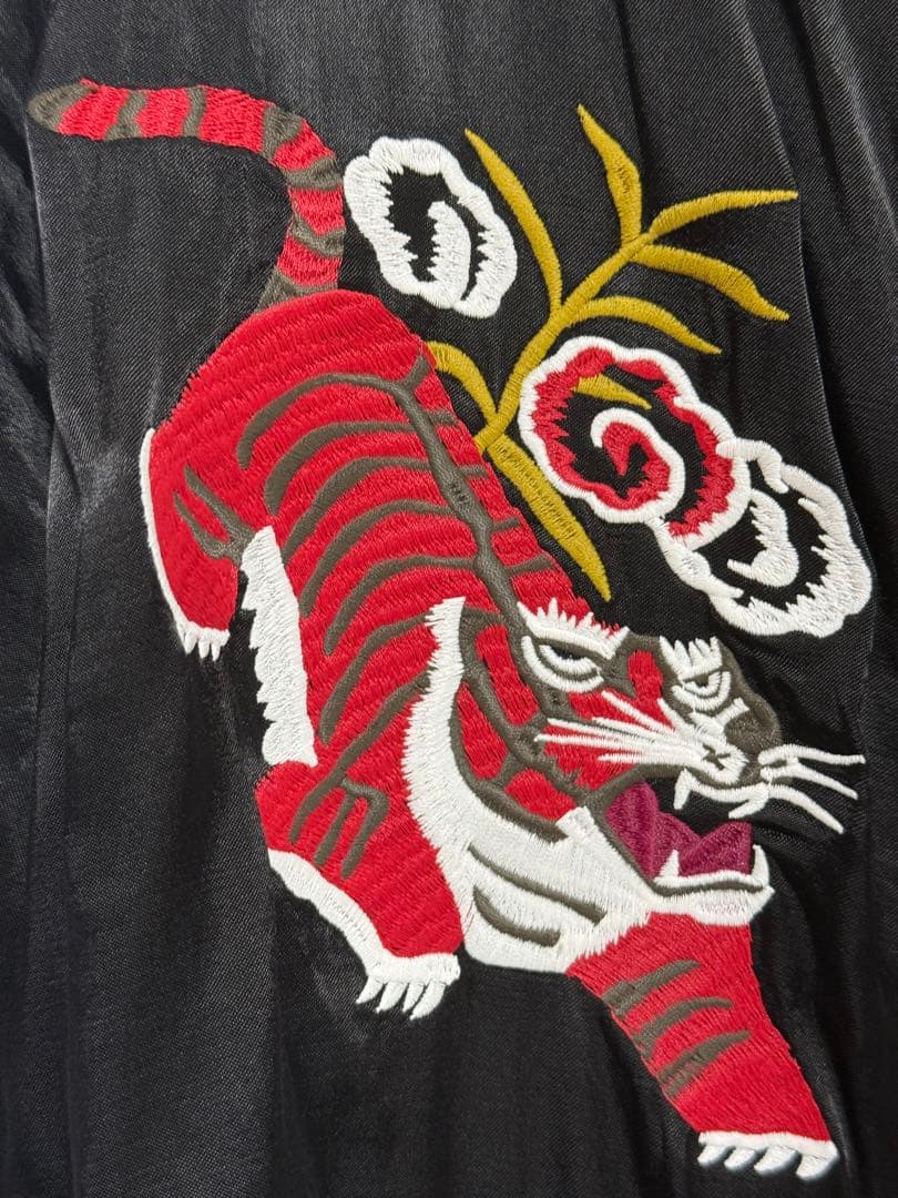 リュウ　 HOUSTON スカジャン 虎刺繍 Lサイズ