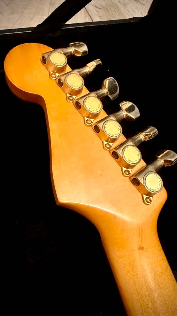 【激レア・ハードケース付】Fender Japan STR-75