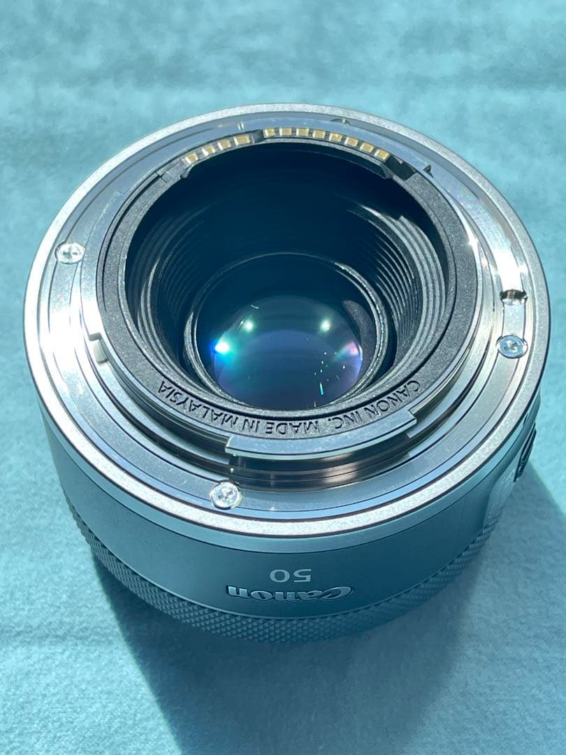 【中古】Canon RF50mm F1.8 STM＋純正フード・ポーチセット