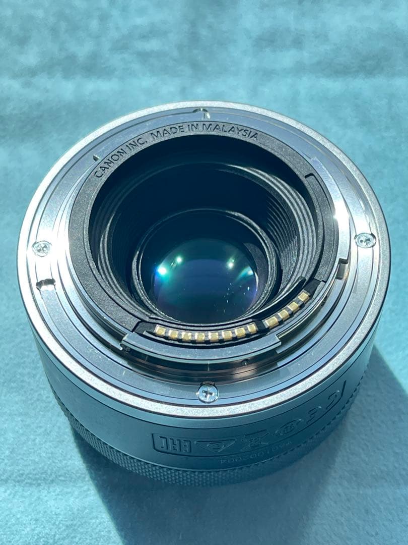 【中古】Canon RF50mm F1.8 STM＋純正フード・ポーチセット