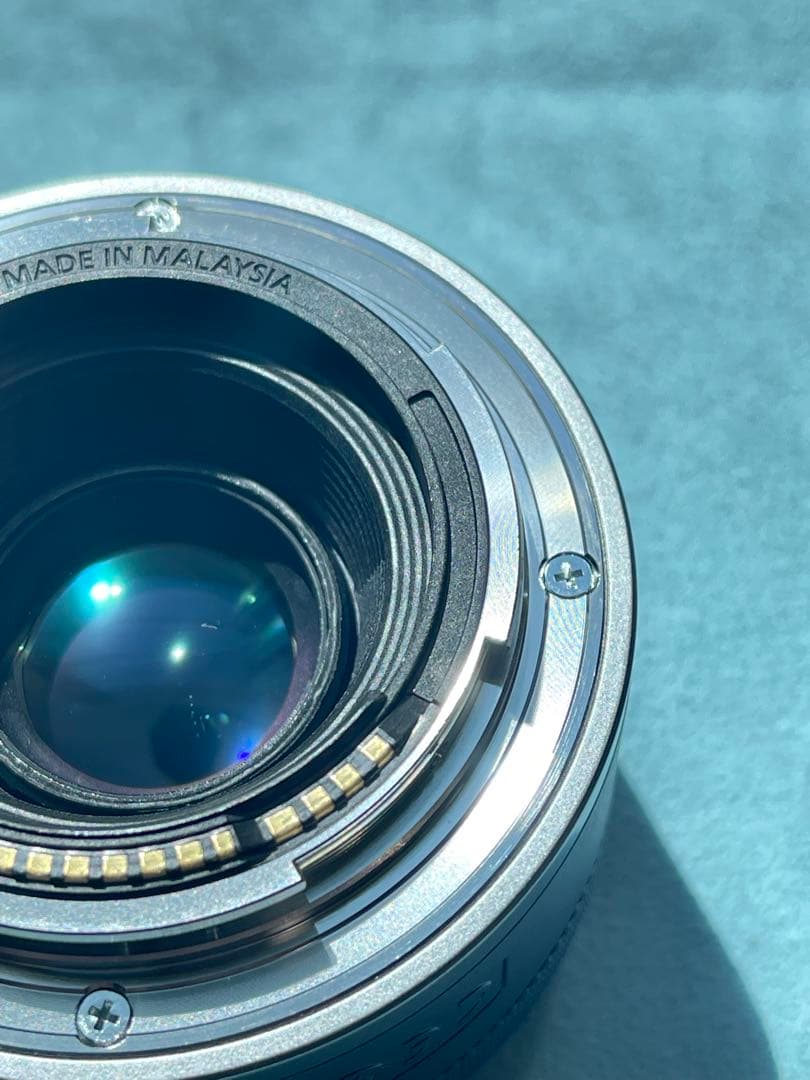 【中古】Canon RF50mm F1.8 STM＋純正フード・ポーチセット