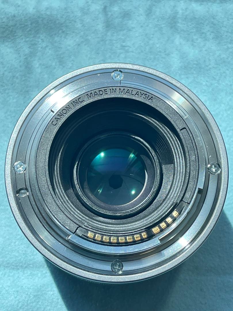【中古】Canon RF50mm F1.8 STM＋純正フード・ポーチセット