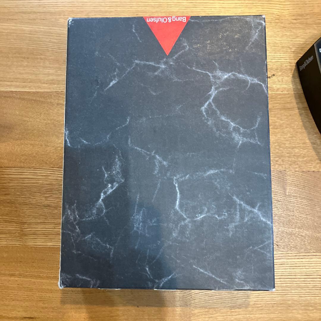 Bang & Olufsen Beoplay H95 ヘッドホン　　form1