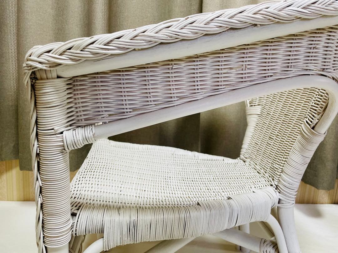 送料込み/タグ付き/新品未使用/ラタン/ホワイト/アームチェア