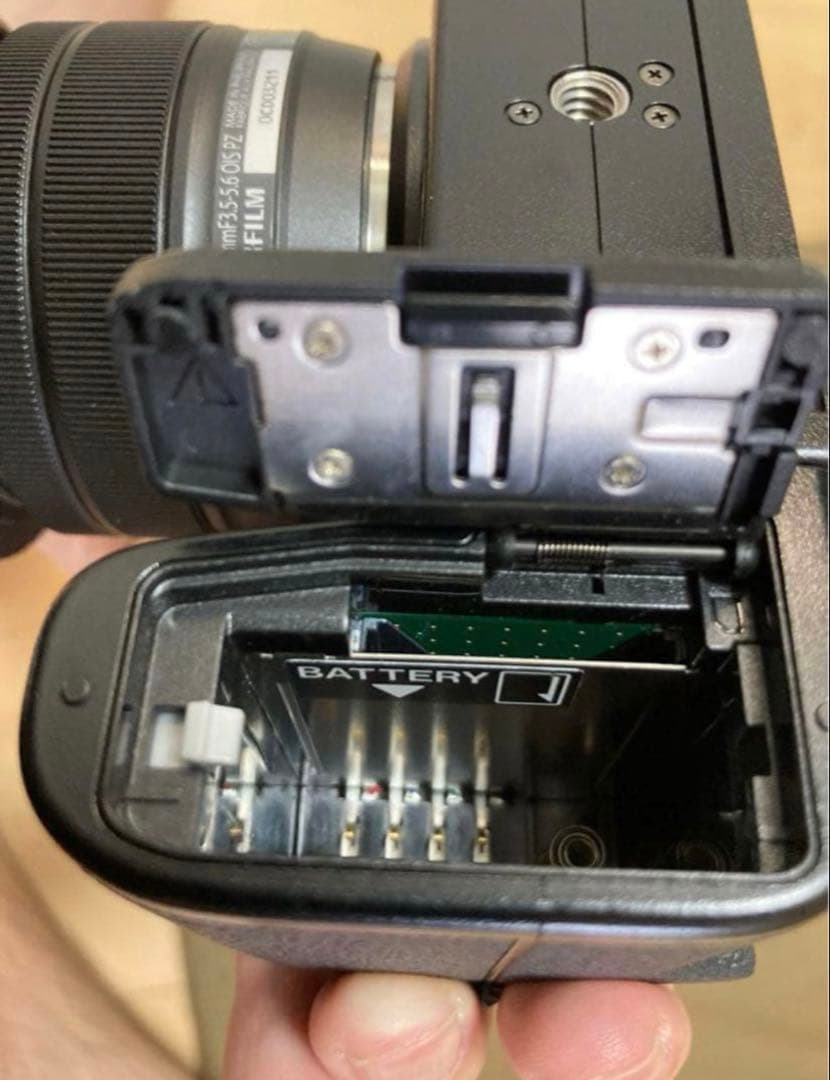 Fujifilm X-S10 デジタルカメラ 本体+15-45mmレンズ+付属品