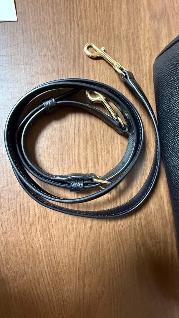 COACH ブラックレザー ハンドバッグ