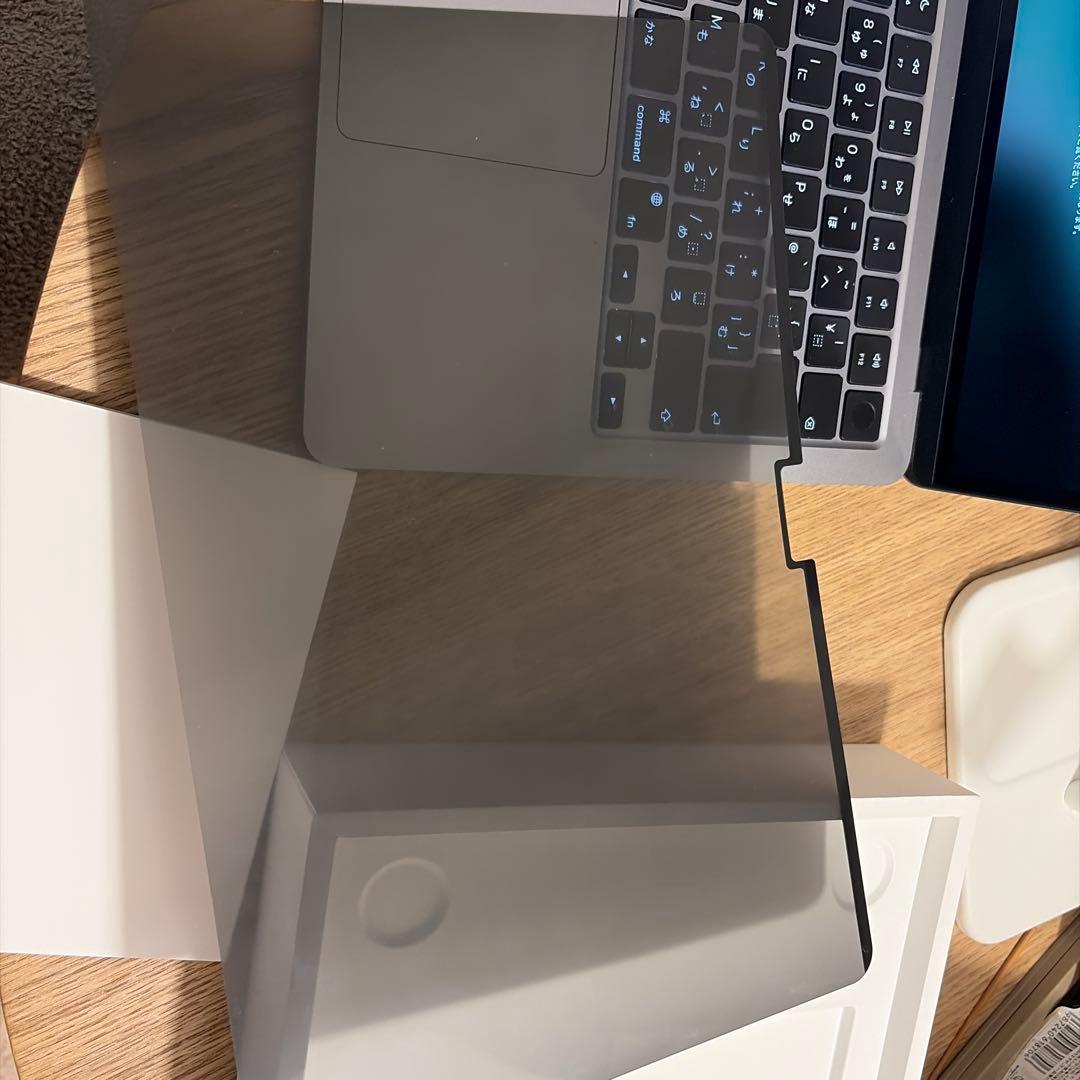MacBook Air M2 13.6 8GB/256GB スペースグレイ