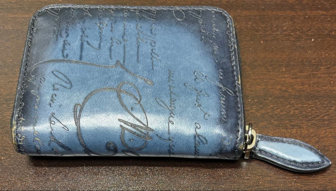 【ベルルッティ】限定色ダークブルー　ワパ　スクリプトレザー　ケース　財布