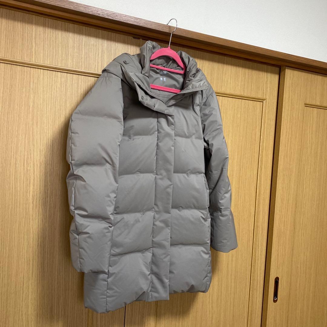 2025年　完売品　ユニクロ　シームレスダウン　ショートコート　M グレイ