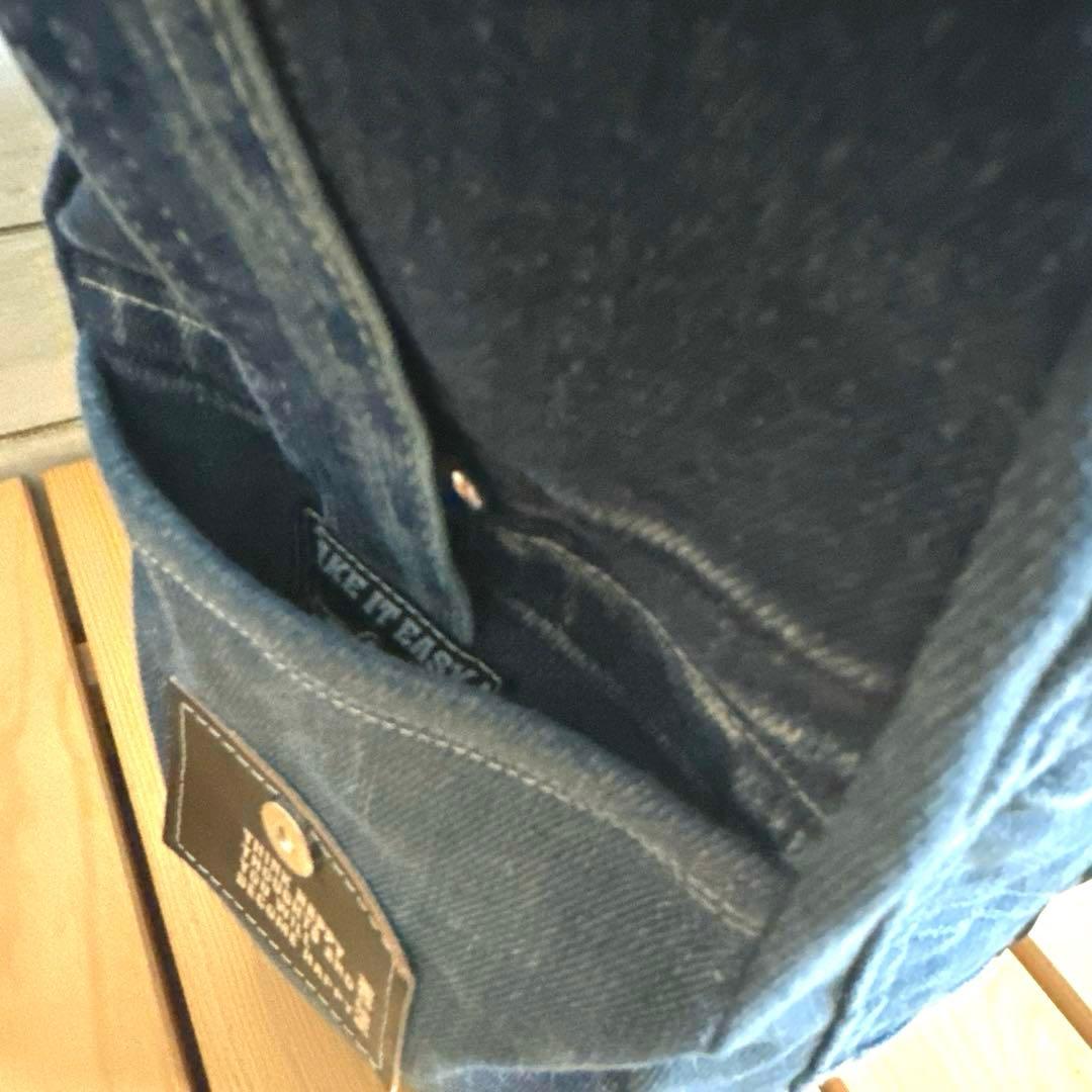 デニムリメイク　ボストン型　３way リュック　底板、ドリンクポケット付き