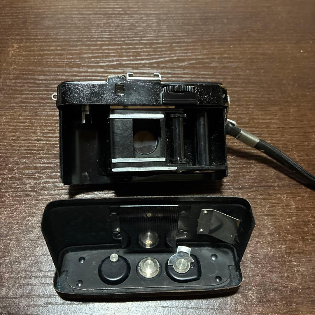 フィルムカメラ OLYMPUS PEN W