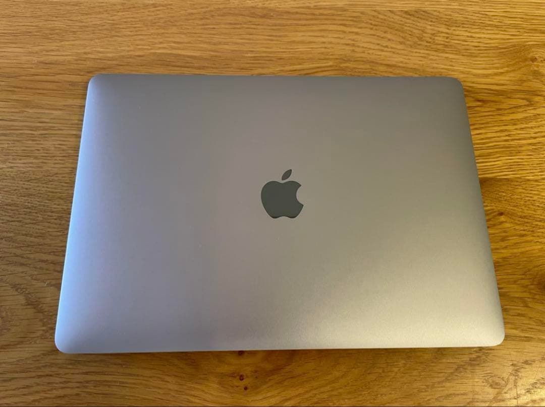【美品】MacBook Air 13 コアi7 16GB 1TB