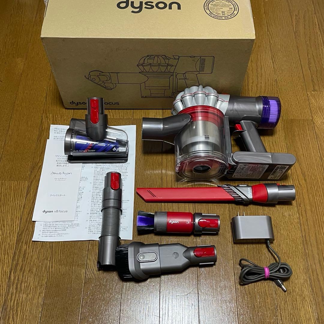 《超美品》Dyson V8 Focus Clean HH15 動作品　付属品完備