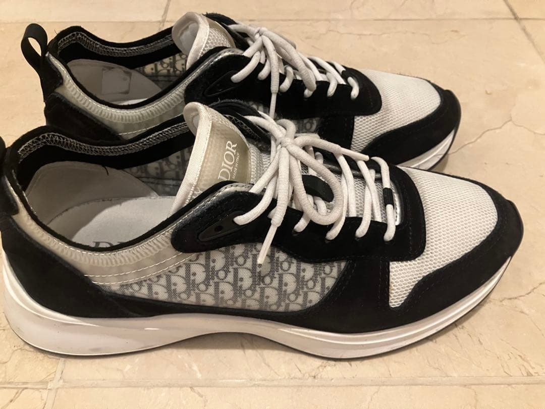 Dior B25 ランナースニーカー