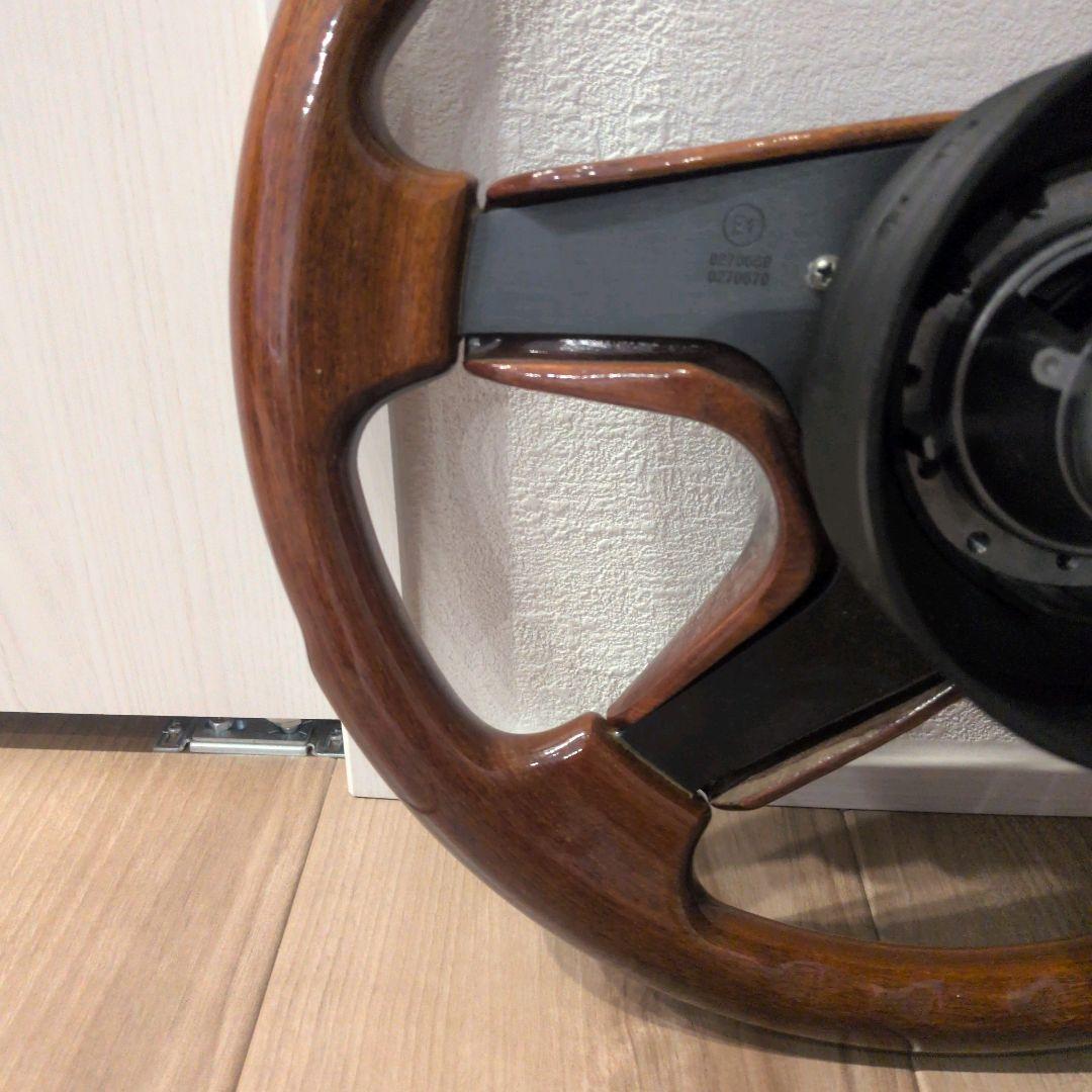 momo ウッドAL36 ステアリングホイール