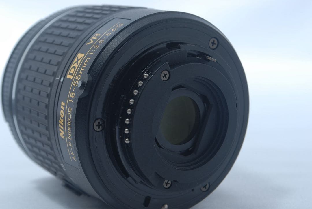 美品✨Nikon D5600 手ブレ補正付AF-Pレンズセット スマホ転送対応