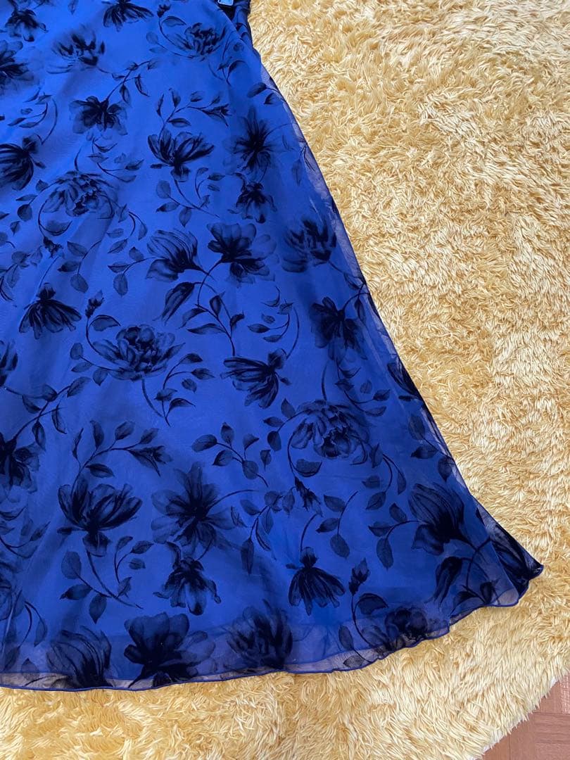 ストロベリーフィールズ　2024AW フロッキー花柄フレアスカート　ネイビー