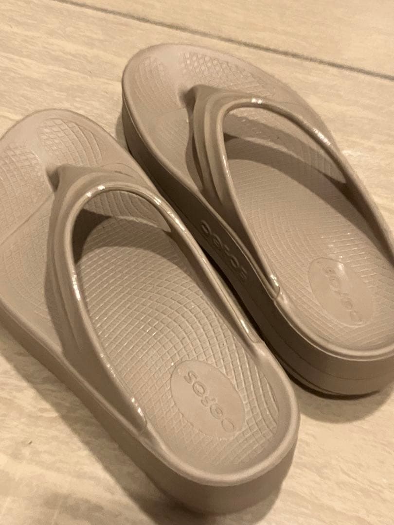 【美品・着用1回】ベージュ ウォーフォス23センチ