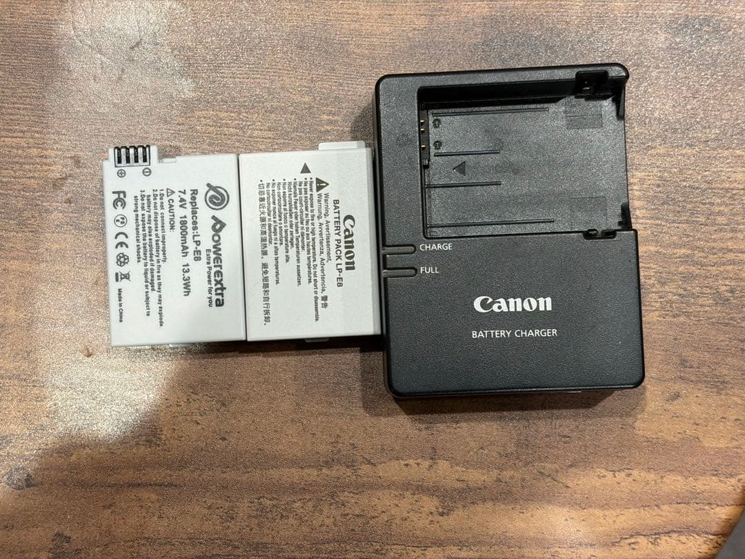 【美品】Canon EOS kiss x7i デジタル一眼レフカメラ