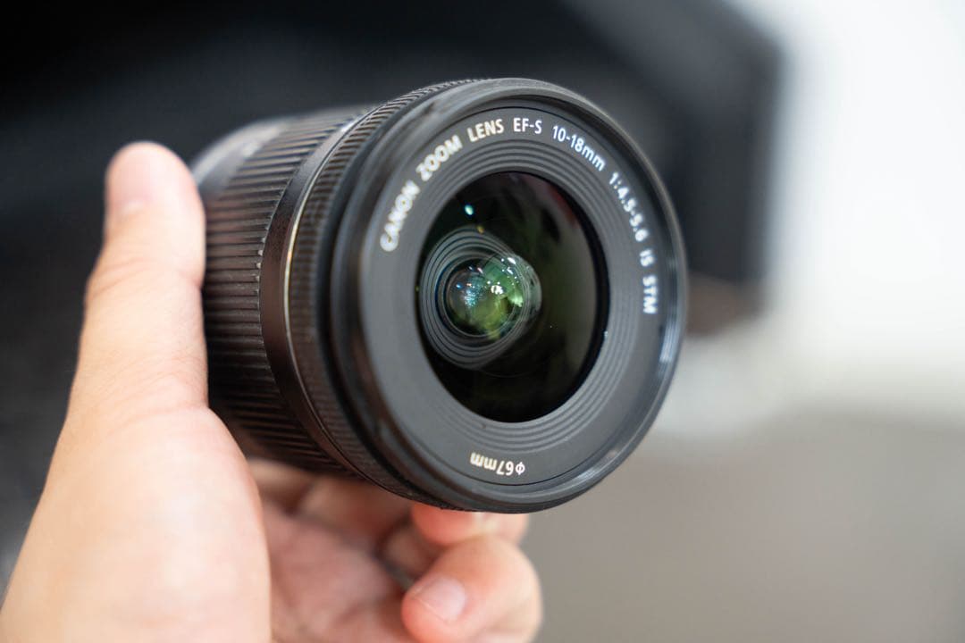 【カメラを始めたい方にオススメ！】Canon EOS 70D +レンズ3本セット