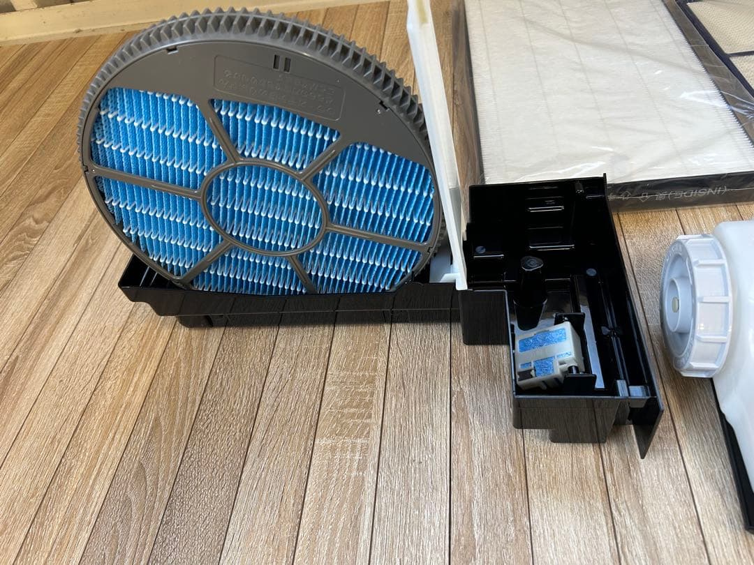 ⑥シャープ 加湿空気清浄機 プラズマクラスター KI-JX75