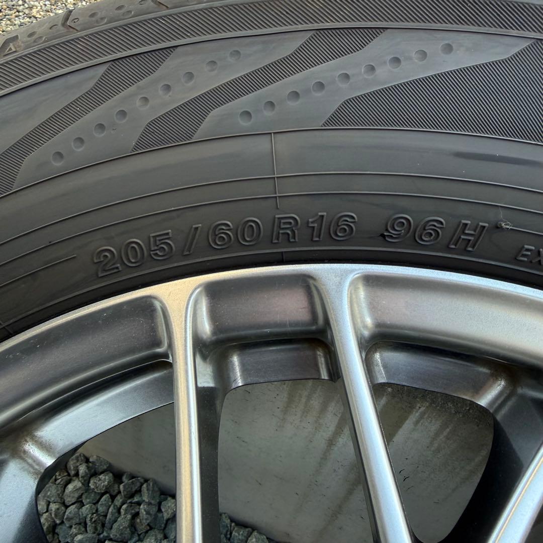 トヨタ　80系　ノア・ヴォクシー ハイブリッド純正BBSホイール