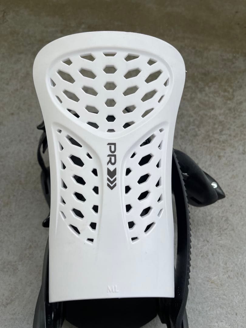 FLUX PR スノーボードビンディング ブラック/ホワイト