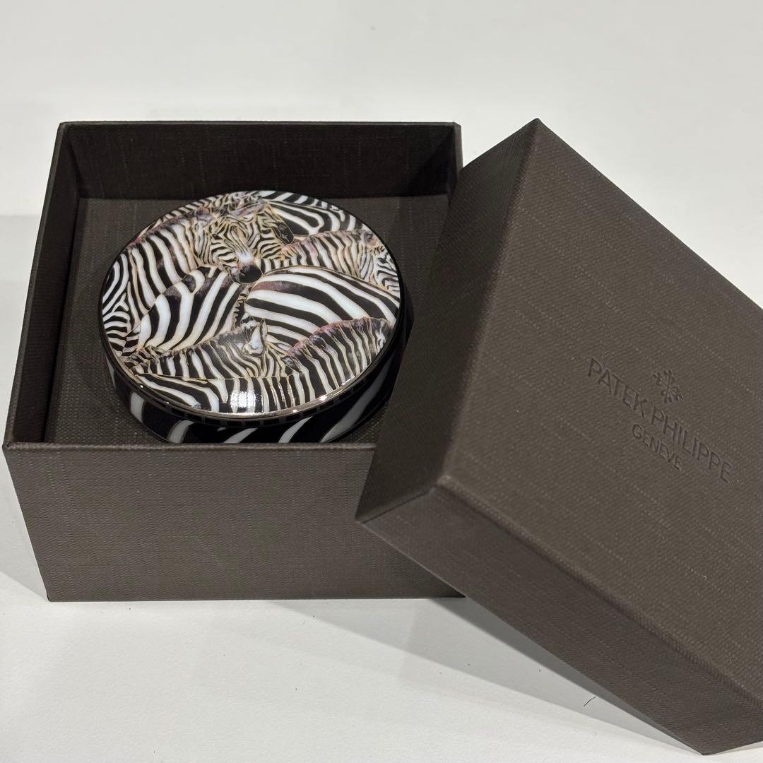 【非売品】パテックフィリップ 陶器小物入れゼブラ柄　箱入り 新品未使用