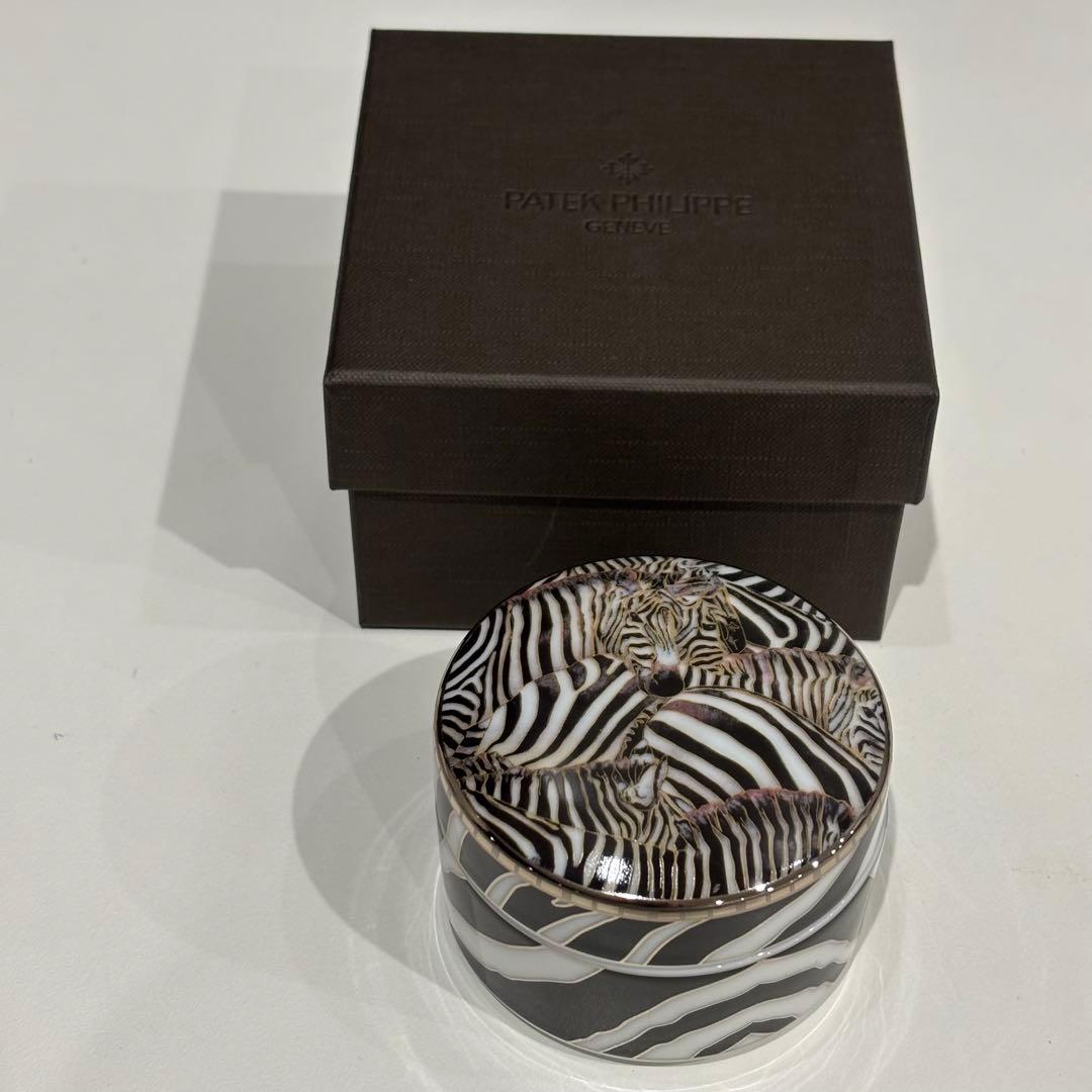 【非売品】パテックフィリップ 陶器小物入れゼブラ柄　箱入り 新品未使用