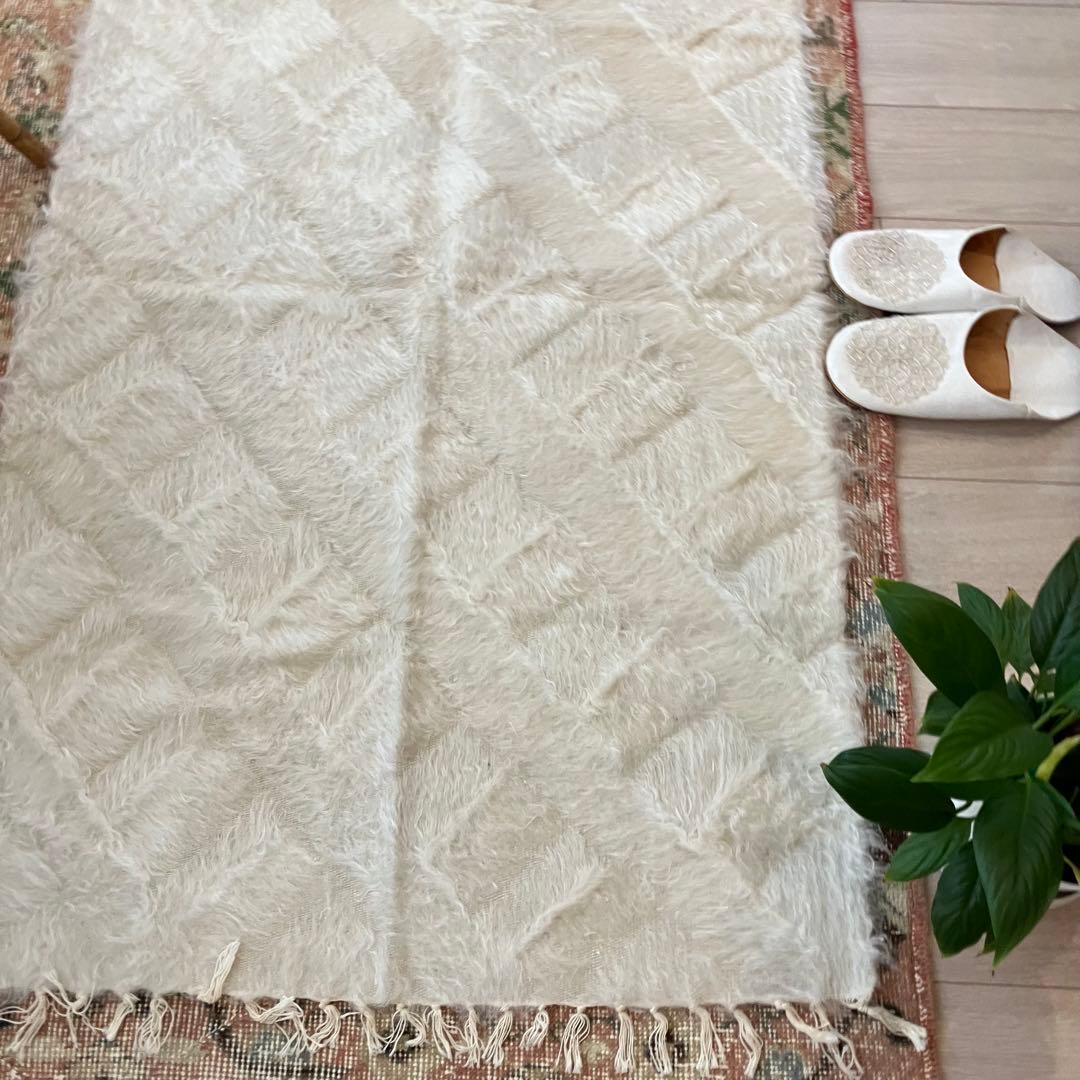 ラスト白　新品wool100％ホワイト バッターニエ　トルコヴィンテージラグ