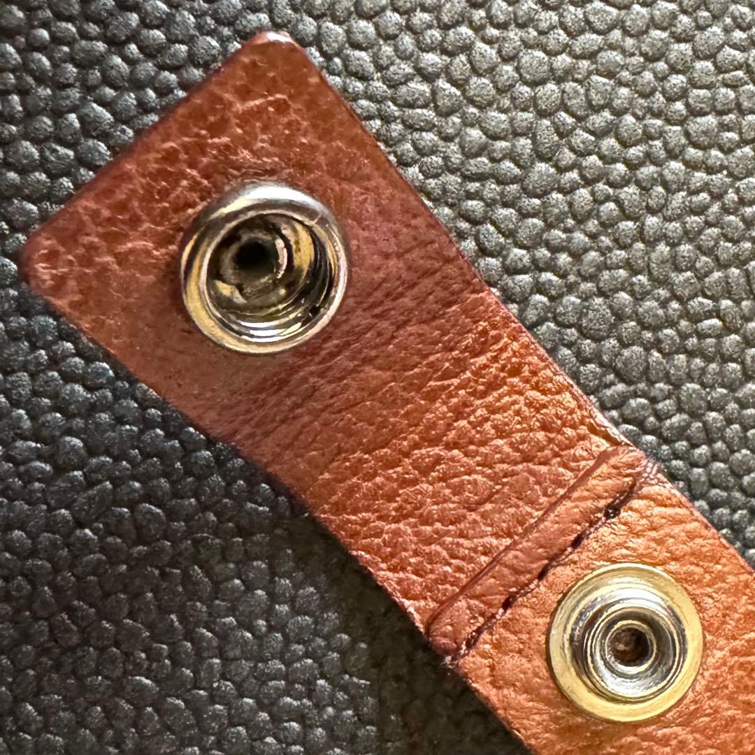 GUCCI ダークブラウンレザー&ガンメタシルバー キーリング キーホルダー極美