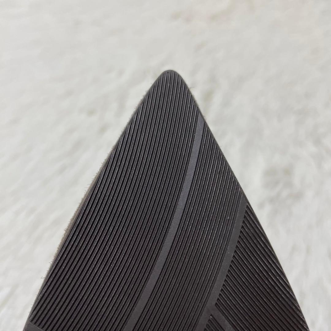 新品未使用品✨定価2.4万　銀座かねまつ　パンプス　スエード　グレー　23.5